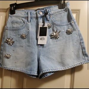 Juice couture Jean embellished shorts size 26